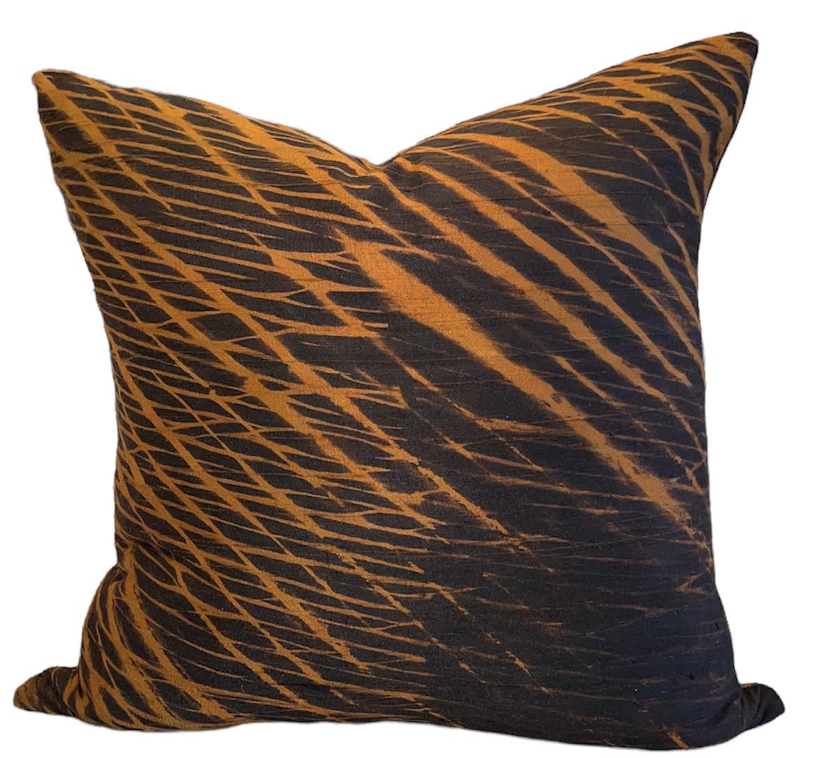 Shibori pillow outlet