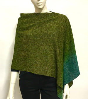 Boucle Poncho in Tourmaline
