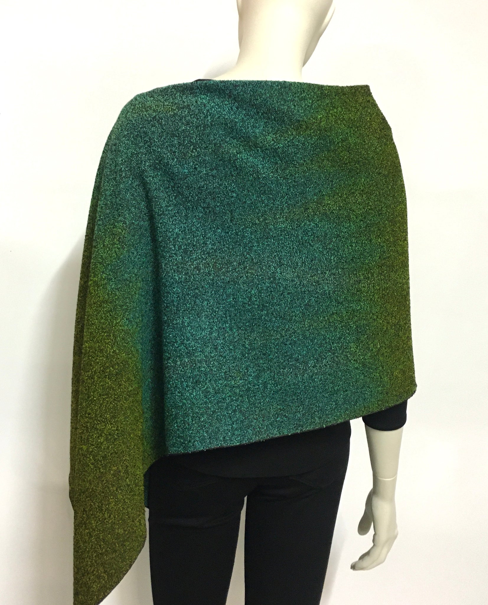 Boucle Poncho in Tourmaline