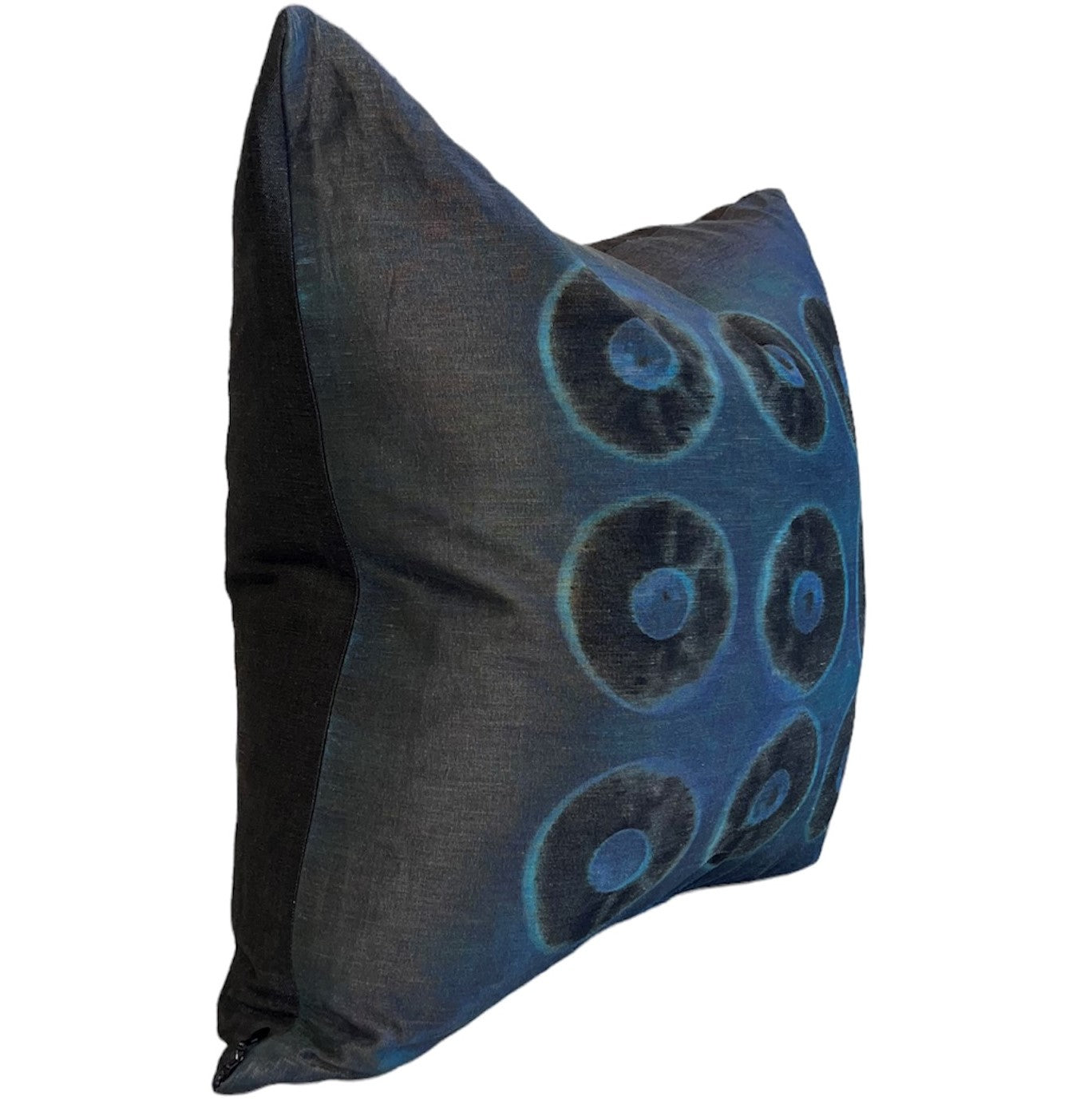 Ocean 9 Dot Pillow